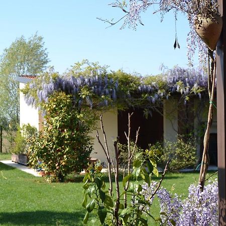 Two Elegant Depandance Conscio Exterior foto